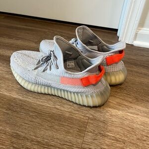 Yeezy 350 Tail Light